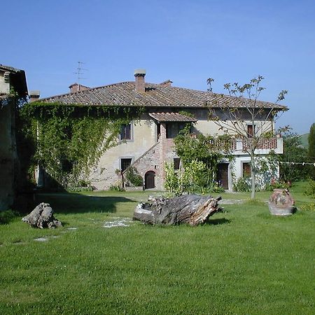 Agriturismo Poggio Ai Grilli ガンバッシ・テルメ エクステリア 写真