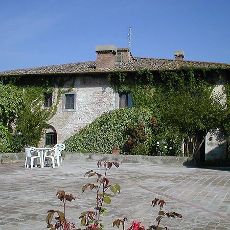 Agriturismo Poggio Ai Grilli ガンバッシ・テルメ エクステリア 写真