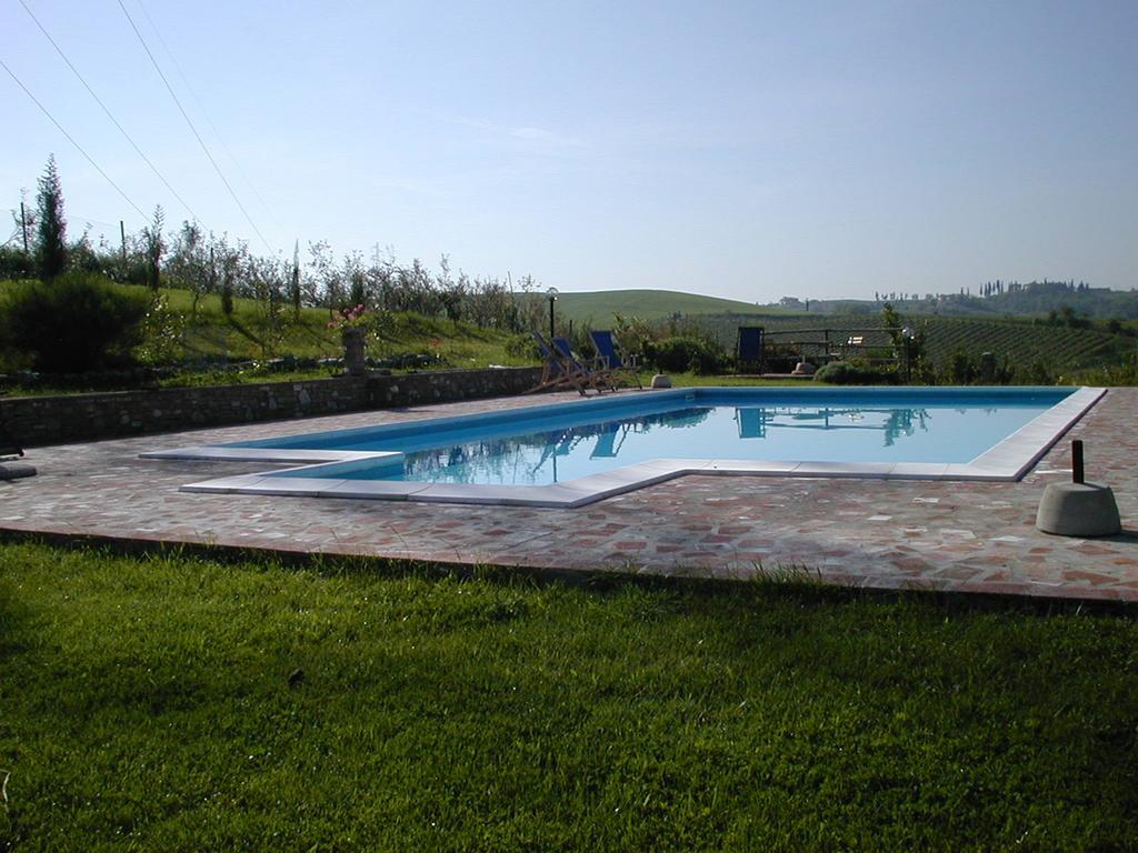 Agriturismo Poggio Ai Grilli ガンバッシ・テルメ エクステリア 写真